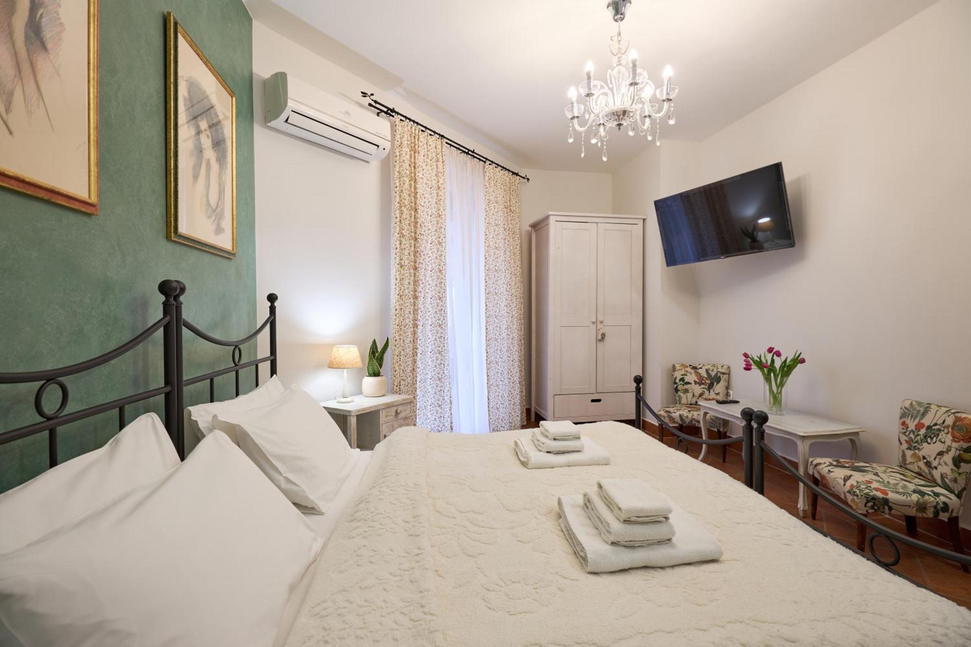 Villa Toscana Hajdúszoboszló Екстериор снимка